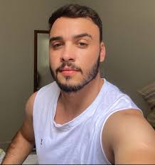 <em>Erick Gonzales</em>